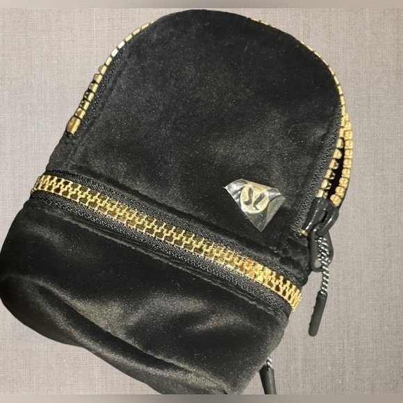 City Adventurer Backpack ***Nano Black Plush Velour Gold Hardware New with Tags - Picture 3 of 10